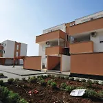 아파트 2 Bedroom Stunning In