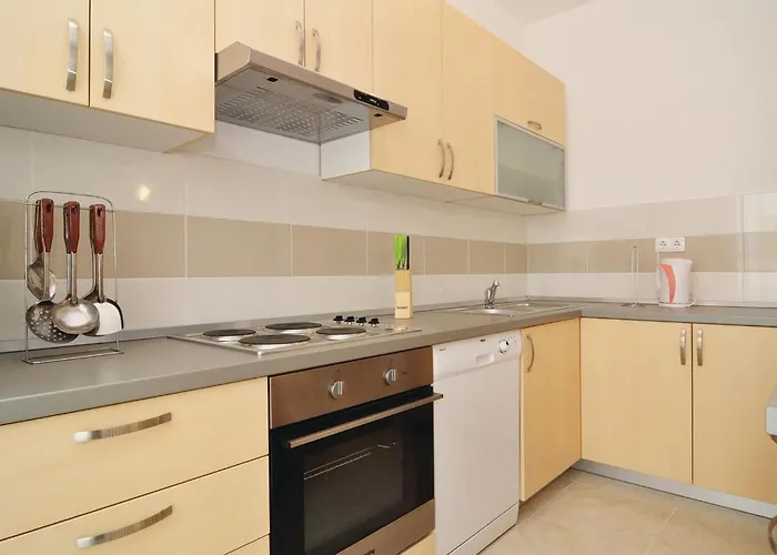 Apartament 2 Bedroom Stunning In Nin